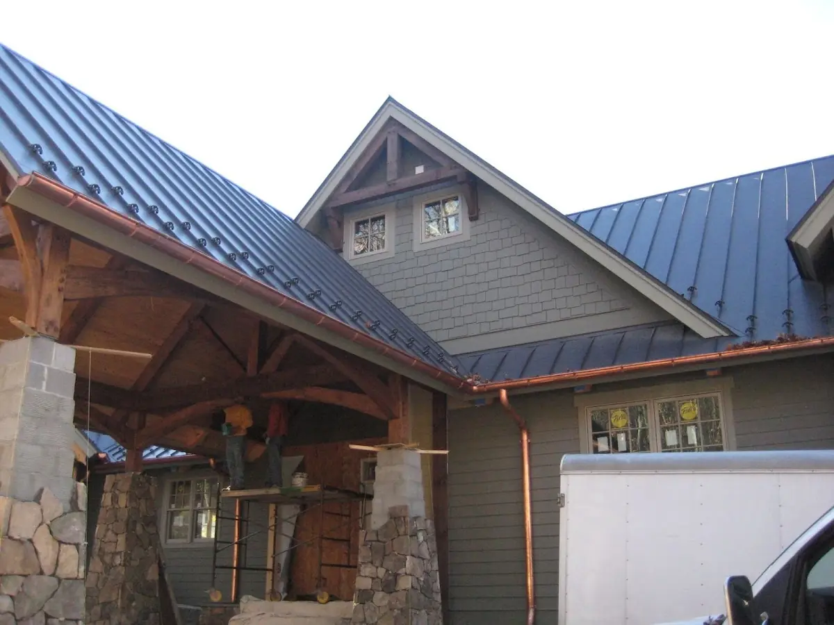 Craftsman Roofing team delivering quality roofing work in Pecan Ridge
